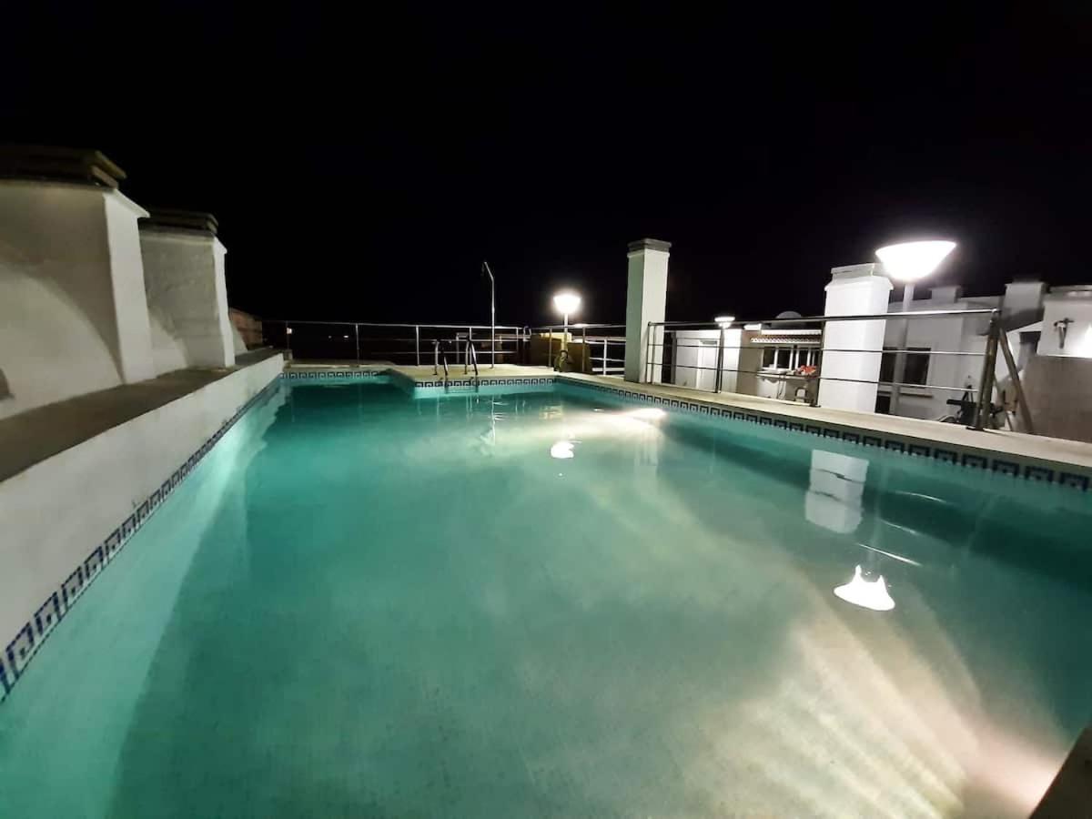 Apartamento Penthouse With Private Pool, Hot Tub Jacuzzi With Sea Views And Chill-out Zone, Close To The Sea Marbella