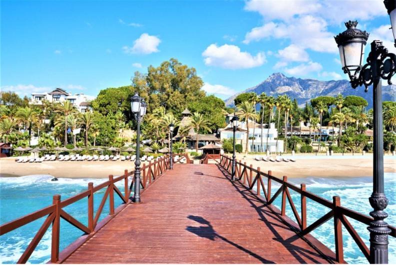 Apartamento Penthouse With Private Pool, Hot Tub Jacuzzi With Sea Views And Chill-out Zone, Close To The Sea